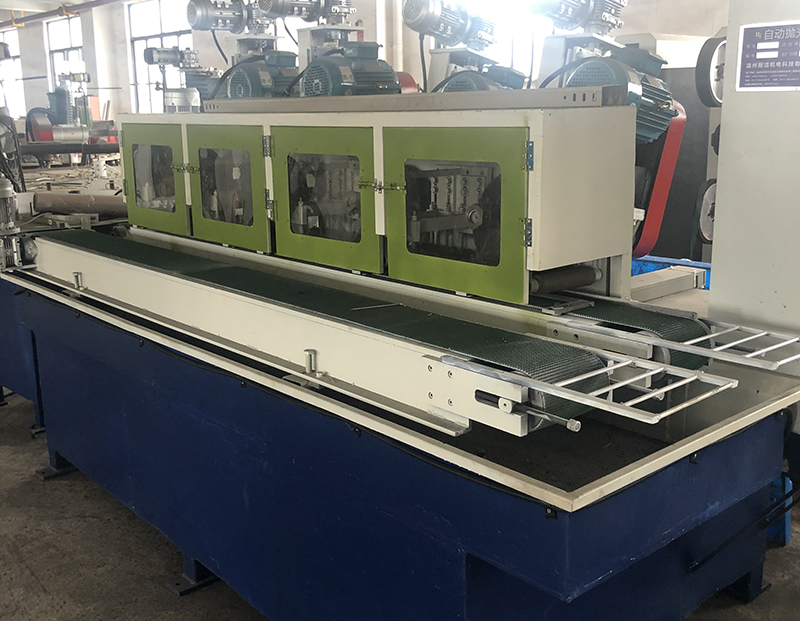 輸送式砂光，拉絲機